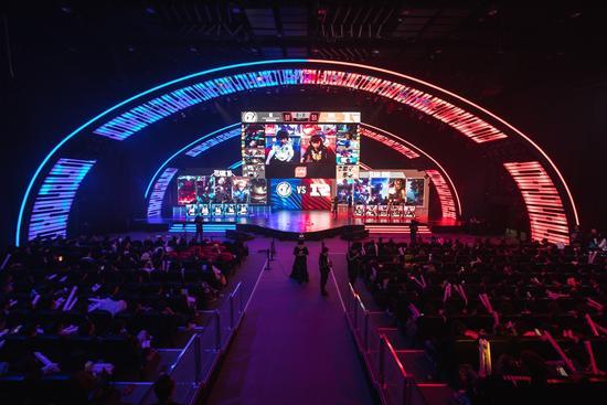 眼中的正面 眼中的正面