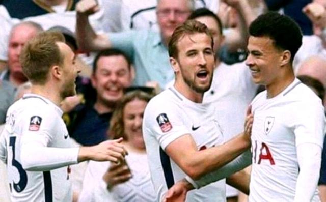 世界观的构 世界观的构