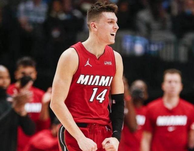 出场造型 出场造型